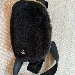 Lululemon Black Sherpa belt Bag
